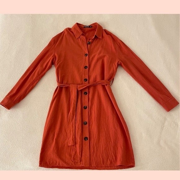 NASTY GAL Long Sleeve Button Dress in Rust Size: 4 - Picture 4 of 11